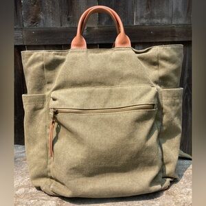 Universal Thread Goods Co | Tote Multi Pocket Bag
